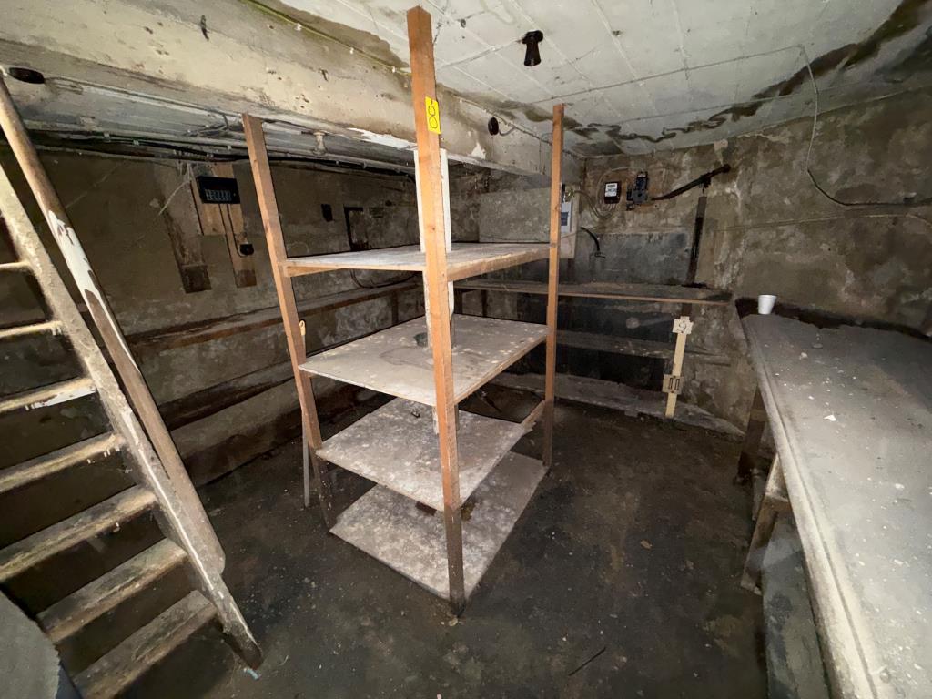 Lot: 104 - GROUND FLOOR OFFICE FOR INVESTMENT - Basement